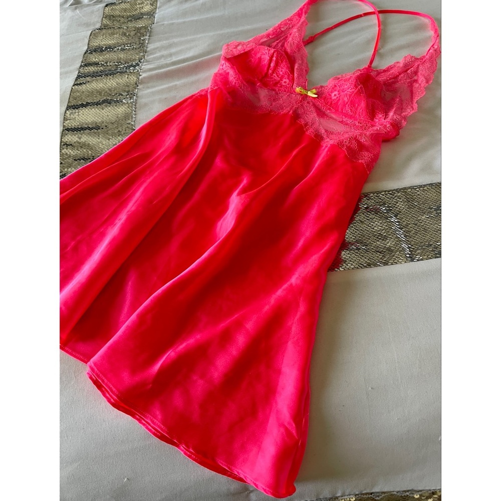 Hot Pink Victoria’s Secret Lace Slip Babydoll Nightie L 🔥🔥